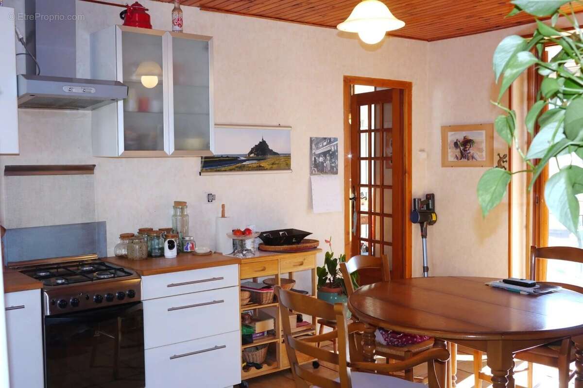 Maison à LE CREUSOT