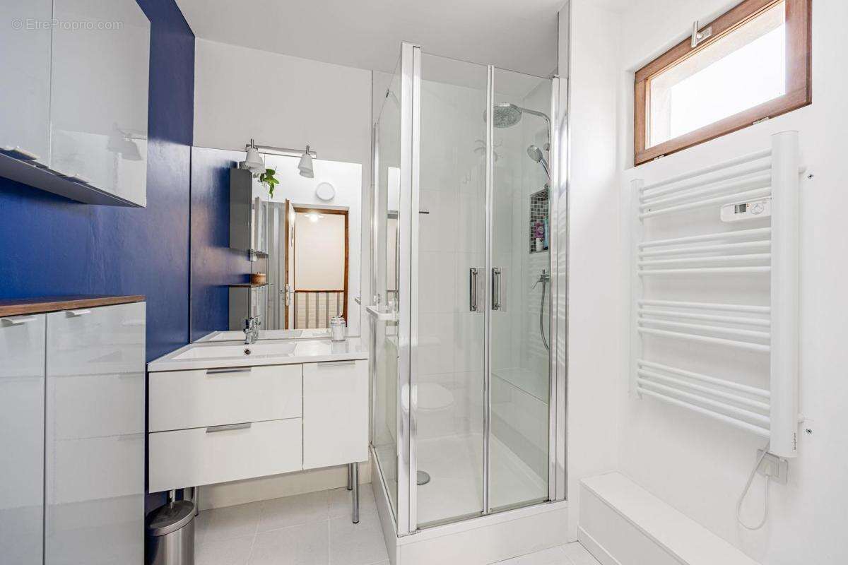 Maison à LA GARENNE-COLOMBES