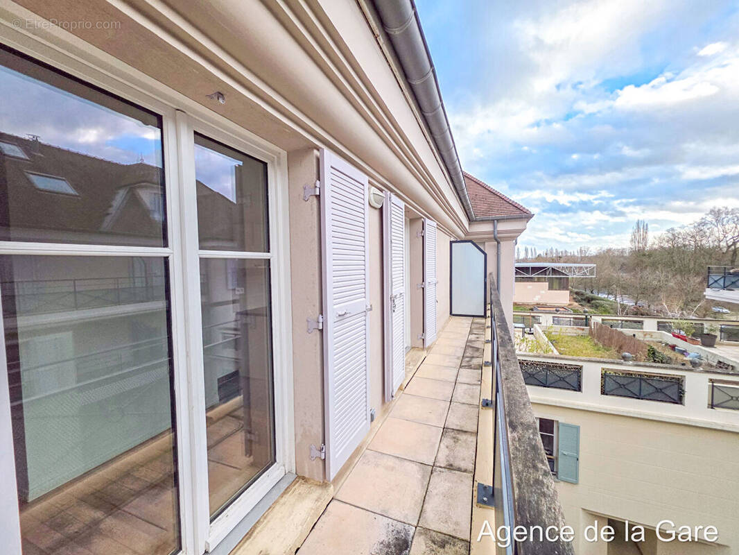 Appartement à MAISONS-LAFFITTE