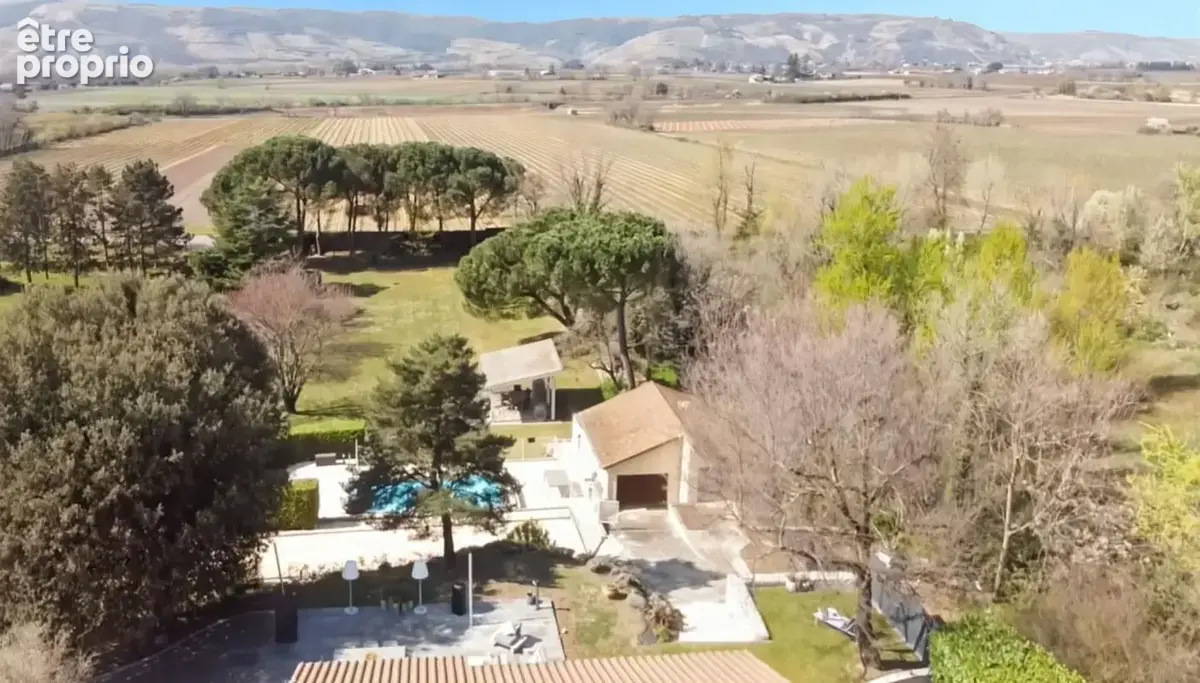 Drôme La Roche de Glun : Une villa sur les vignes à seulement 1h de Lyon - photo 3