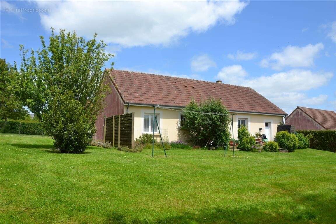 Maison à LE MERLERAULT