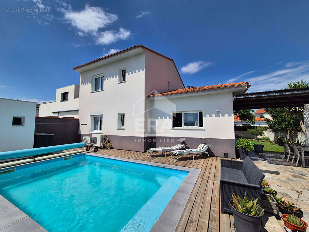 Maison Pollestres  4 pièce(s) 125 m2 - photo 3