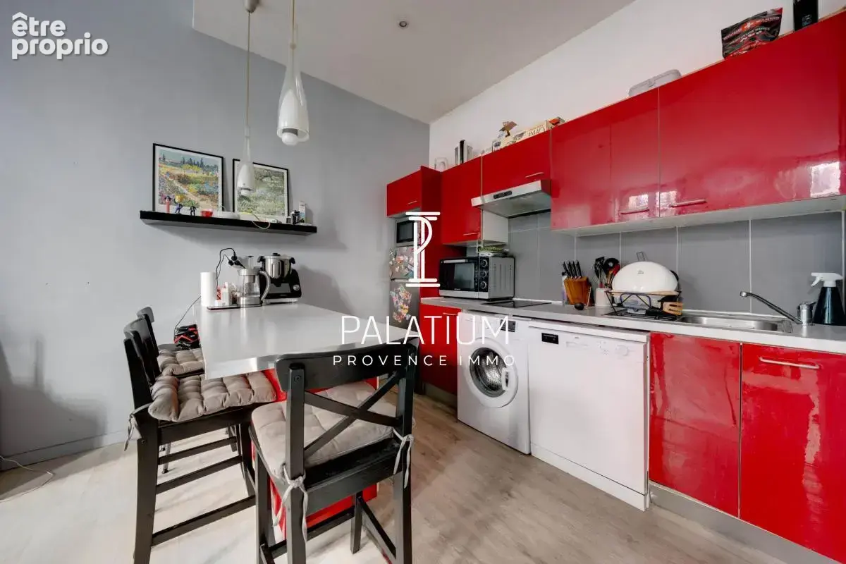 Appartement T3 rénové de 45 m² – Marseille 6e, petite copropriété - photo 7