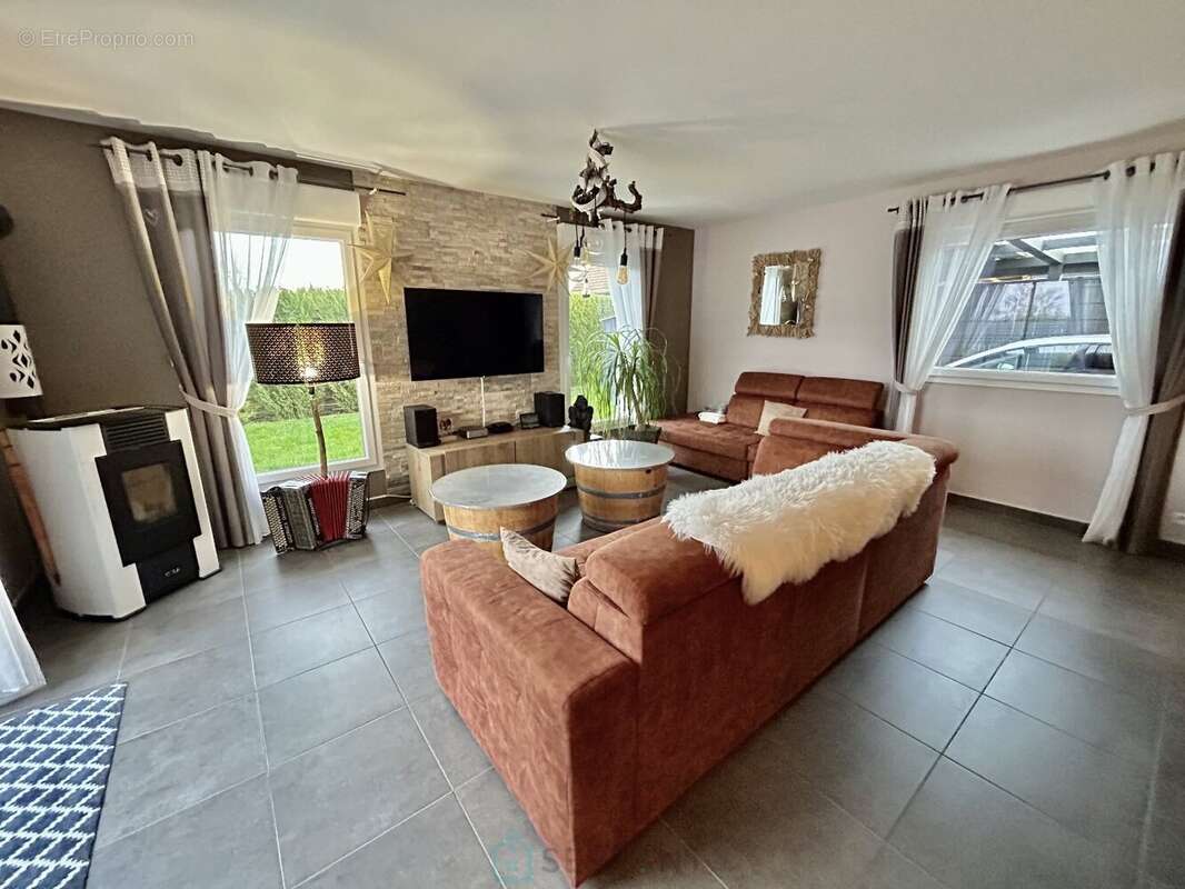 Maison à BAILLEUL-SIR-BERTHOULT
