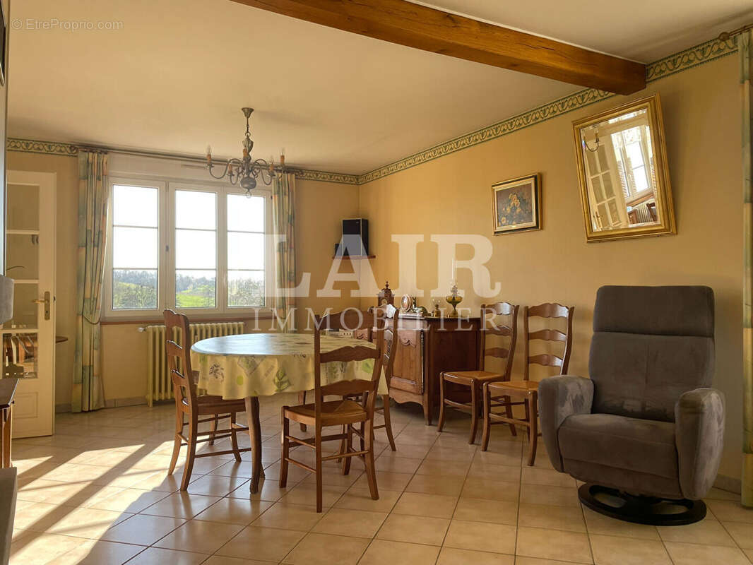 Maison à MORTAGNE-AU-PERCHE