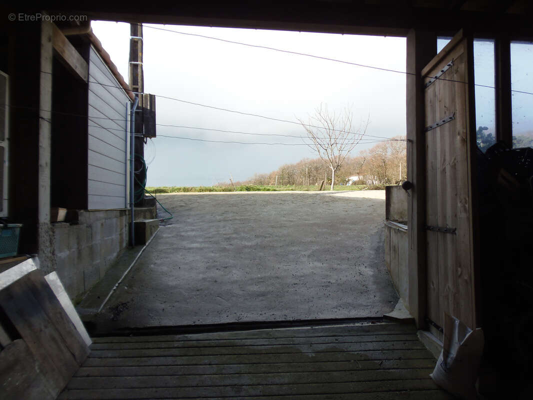 Maison à CHENAC-SAINT-SEURIN-D'UZET