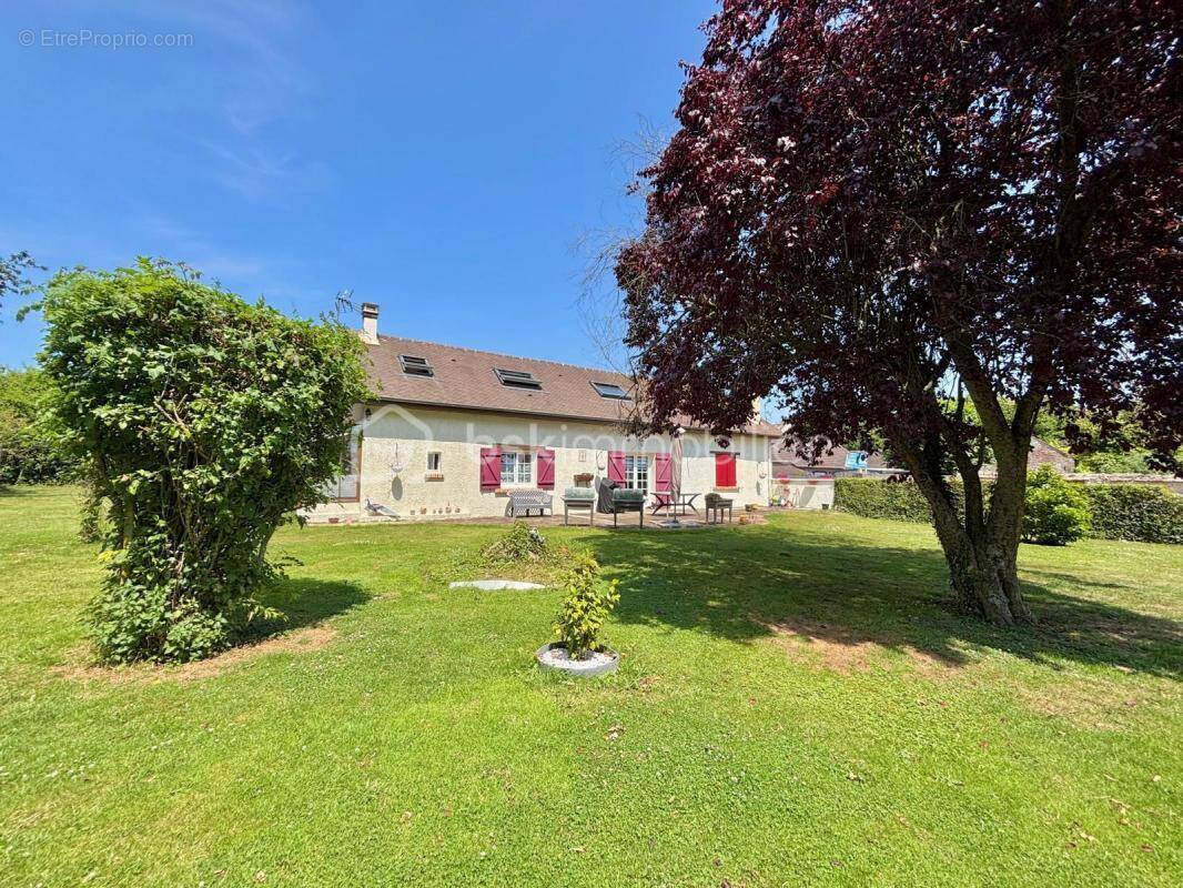 Maison à SAINT-CREPIN-IBOUVILLERS