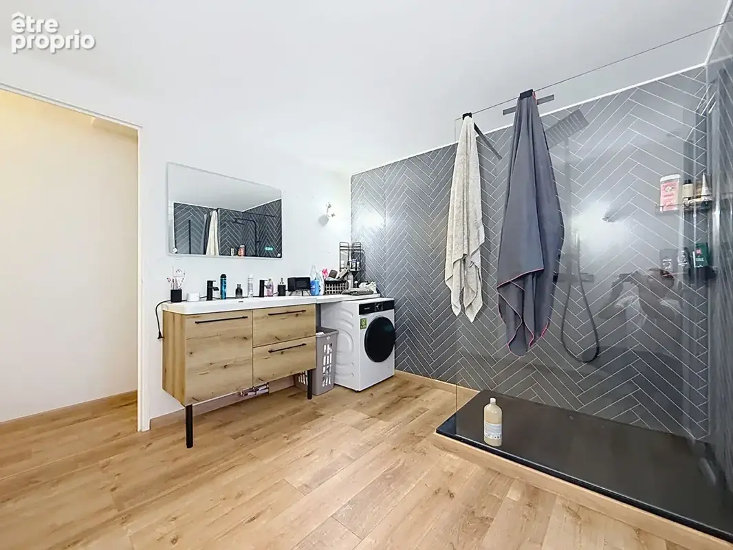 Maison individuelle trois pièces de 75m2 avec cave sur la commune de Clans ! - photo 11