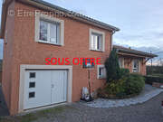 Maison à SAINT-DENIS-DE-CABANNE