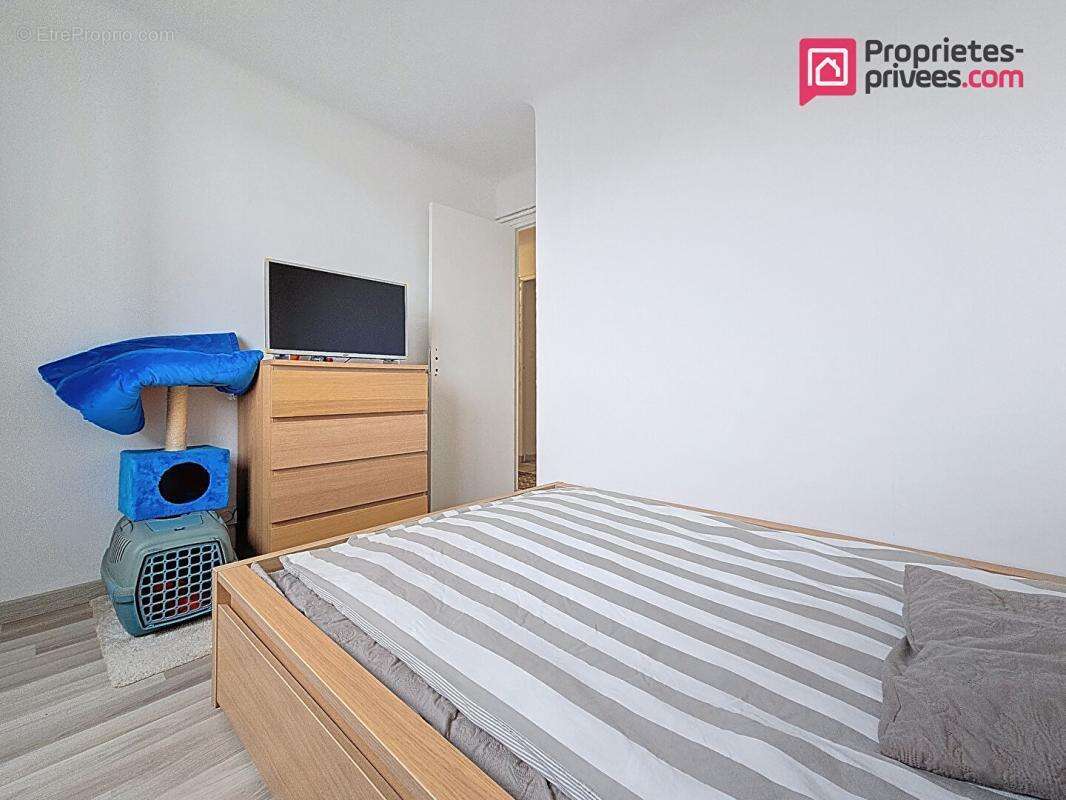 Appartement à BOLLENE