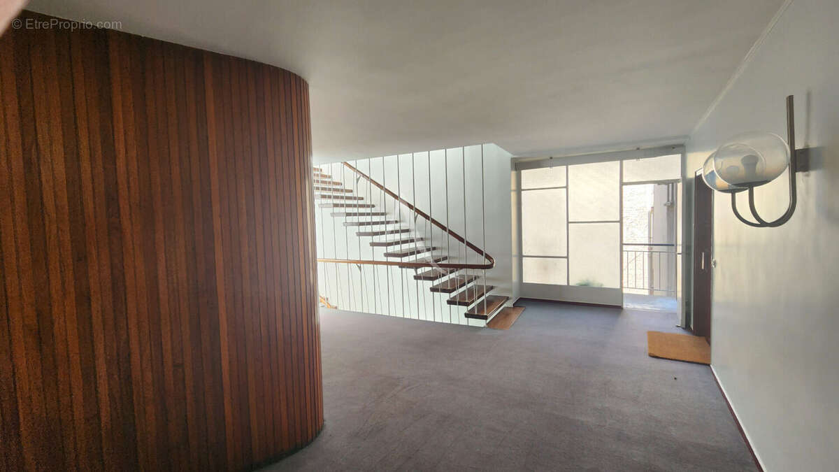 Appartement 3 pièces 95 M² PARIS 16 - photo 4