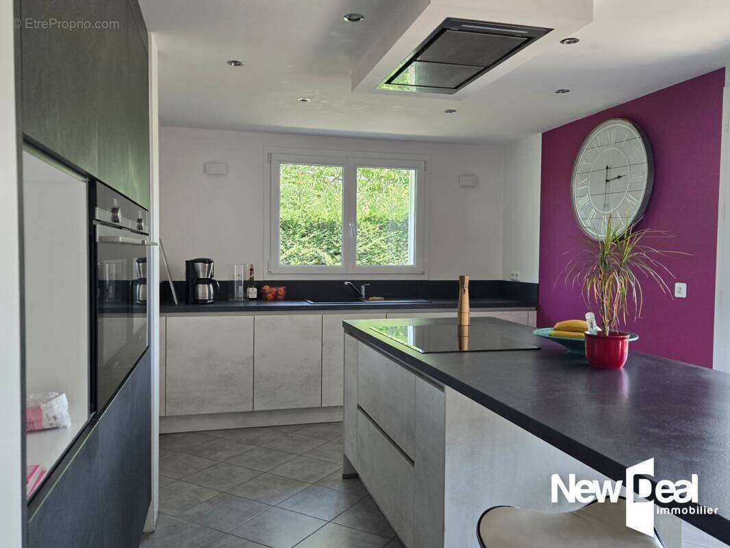 Belle Maison / 200 m² / Vinzier - photo 10