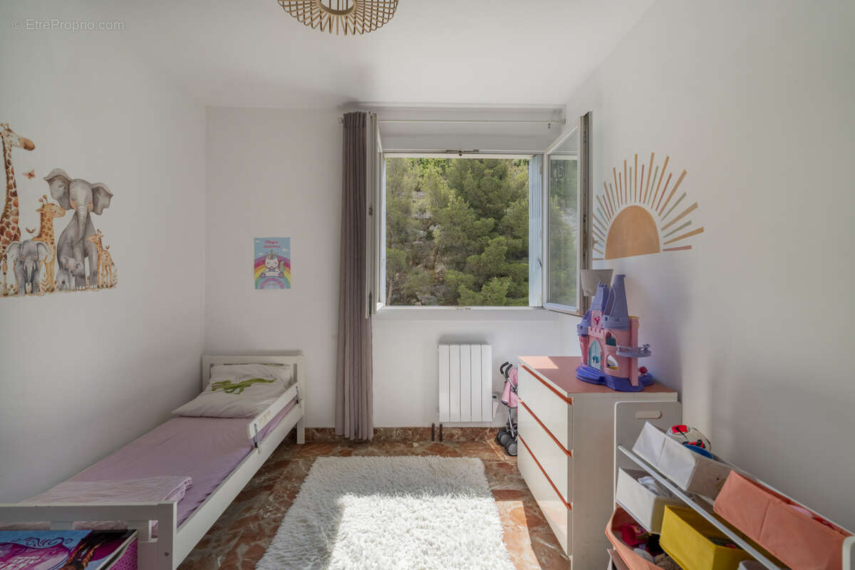 Appartement à MARSEILLE-9E