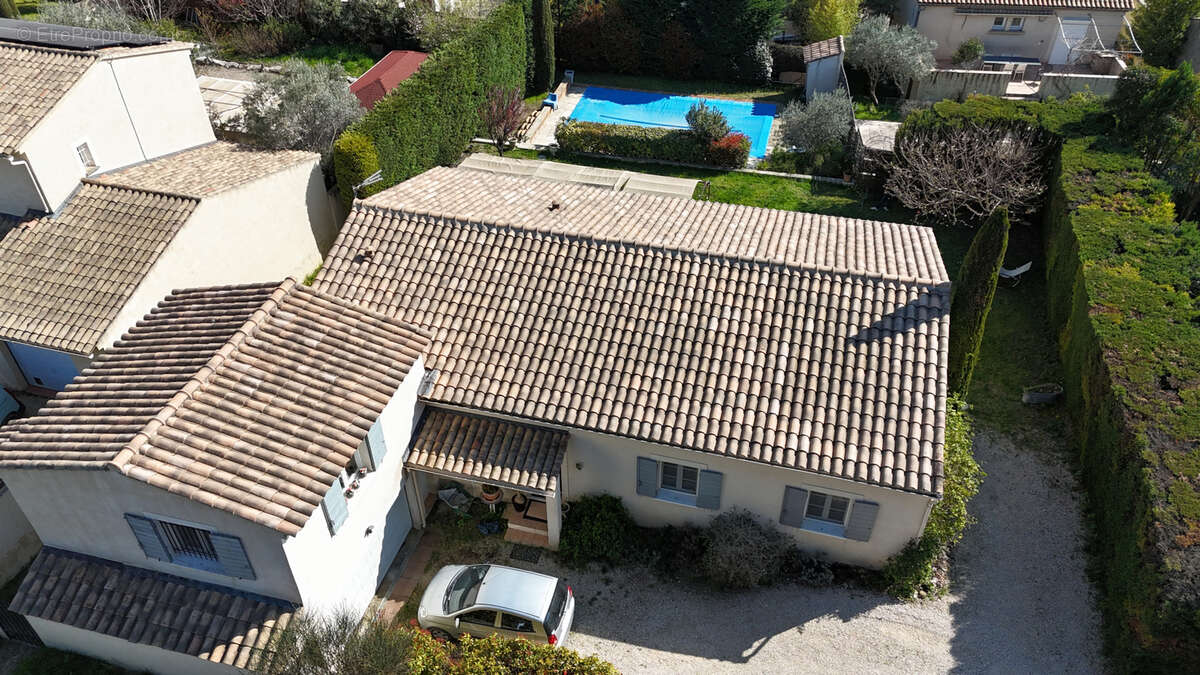 Maison à LA MOTTE-D'AIGUES