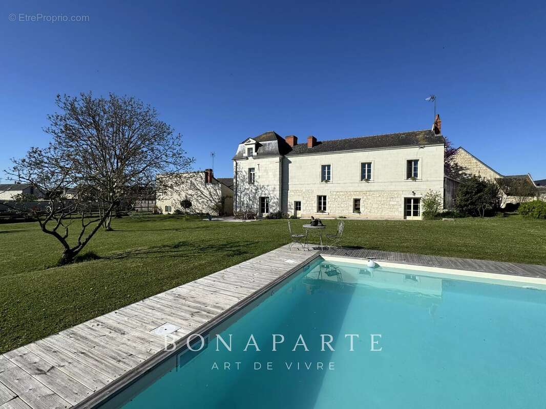 Varrains - propriété de charme avec gîte - photo 4