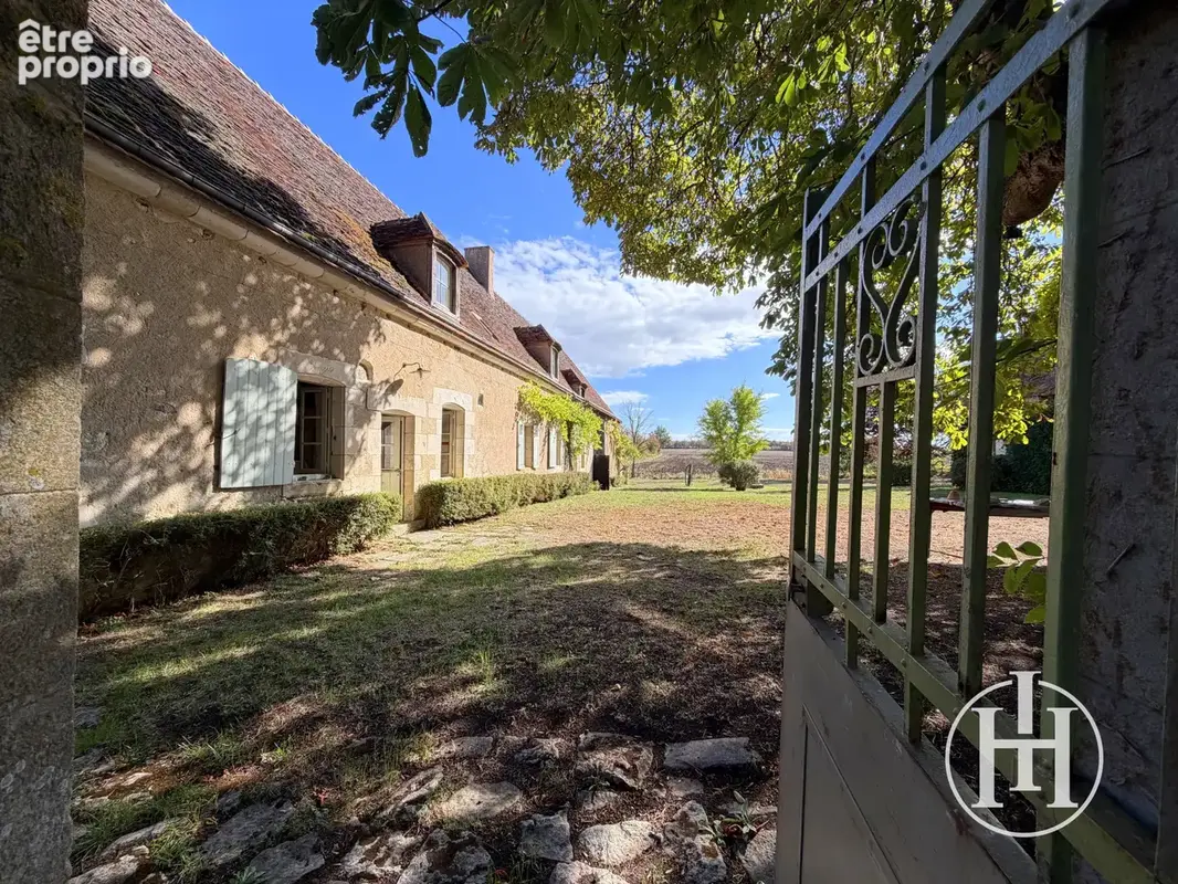 Photo Maison à Morlac au prix de 267 000€