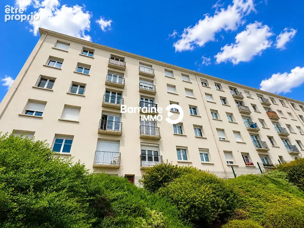 Appartement 4 pièces à vendre à Morlaix - 67.59 m², bon état, proche commodités - photo 3