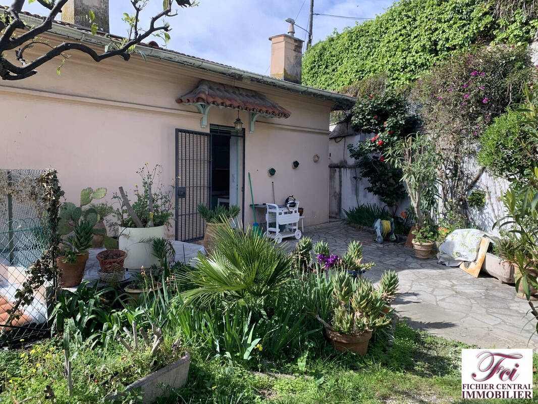 Appartement à MENTON