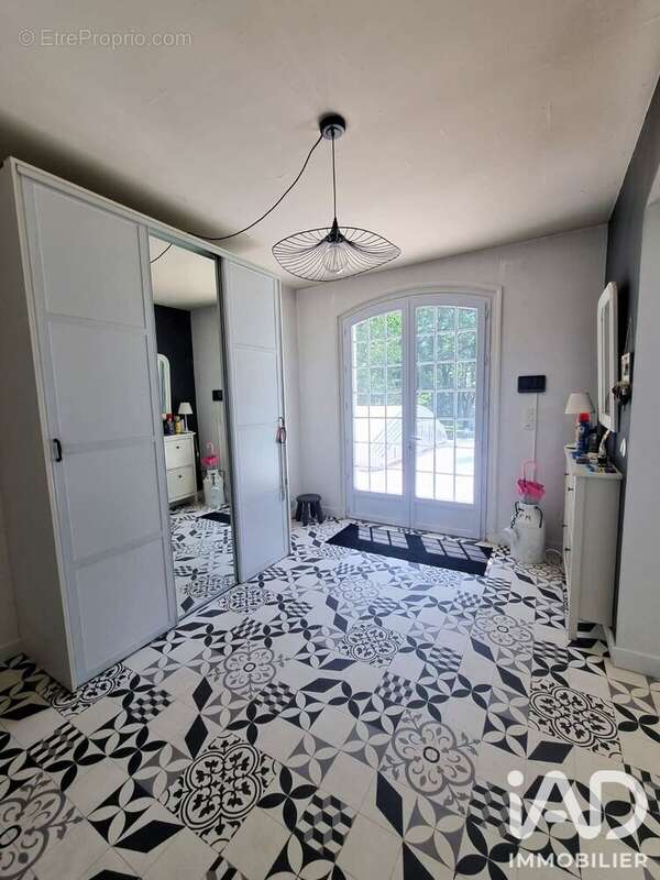 Maison 220 m² à Boutigny-Sur-Essonne  - photo 7