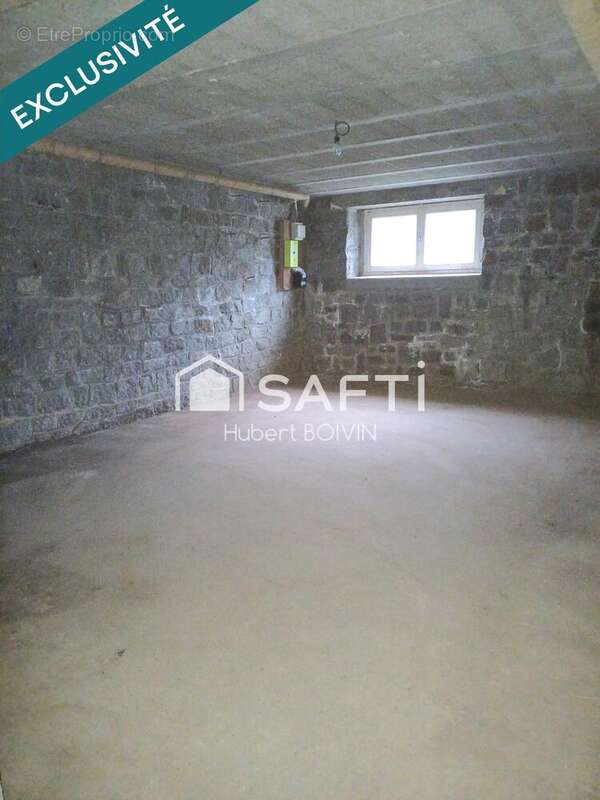 Photo 8 - Maison à MEZIERES-SUR-COUESNON