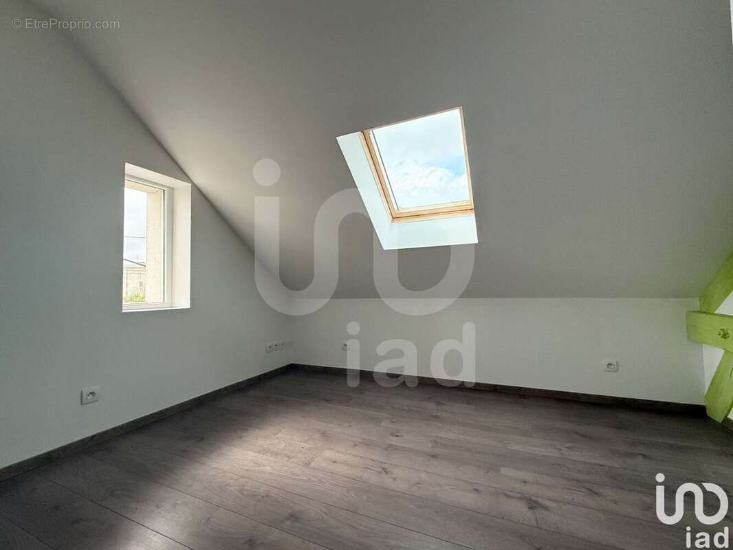 Photo 7 - Commerce à MONTLUCON