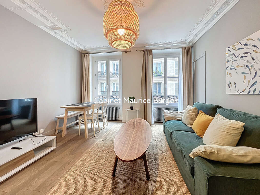Appartement à PARIS-9E