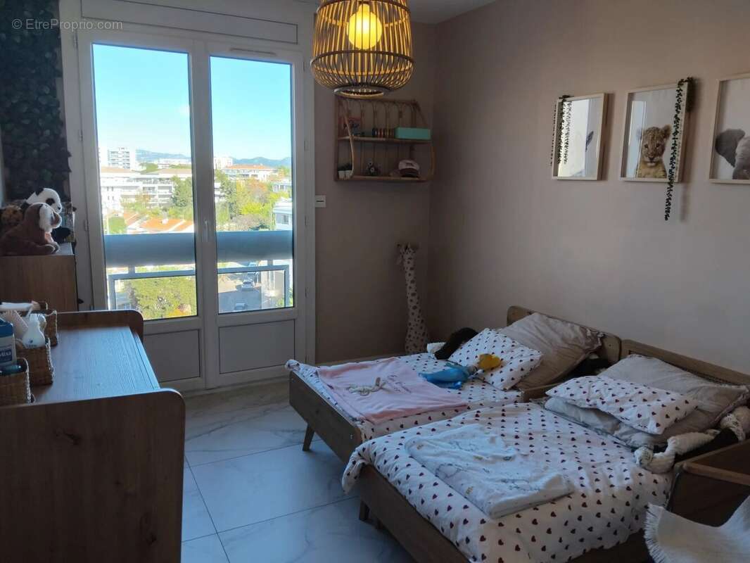 Appartement à MARSEILLE-9E