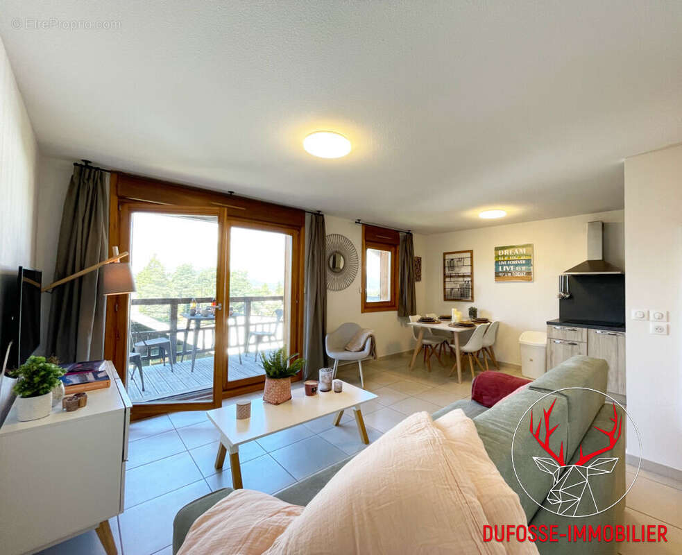 Nouveau - studio cabine - grand balcon - meubles - photo 7