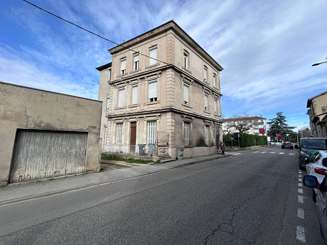 Appartement à ROMANS-SUR-ISERE