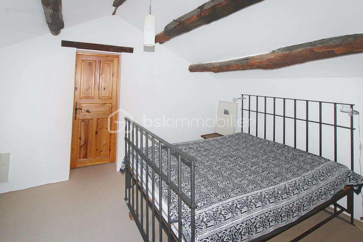 Maison à SAINT-JEAN-DU-BRUEL