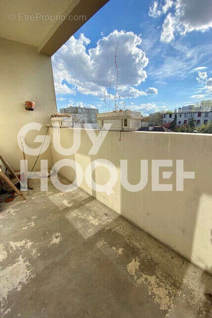 Appartement à STAINS