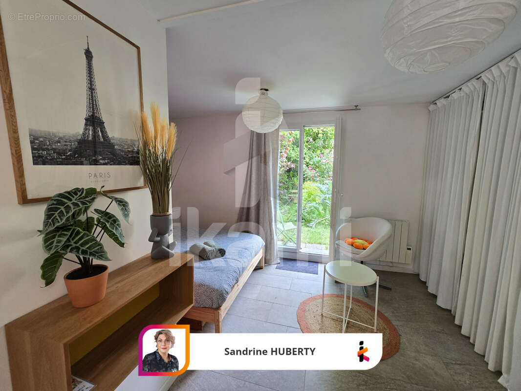 F2 rénové avec jardin et parking à Noisy Le Grand - photo 5