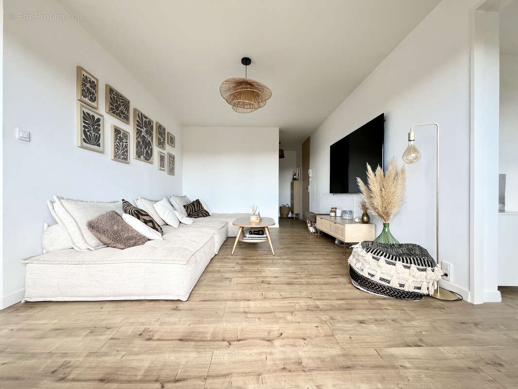 Appartement à LA VALETTE-DU-VAR