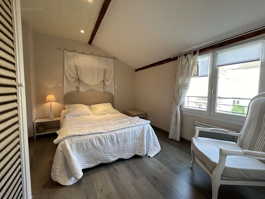 Maison à NAVENNE