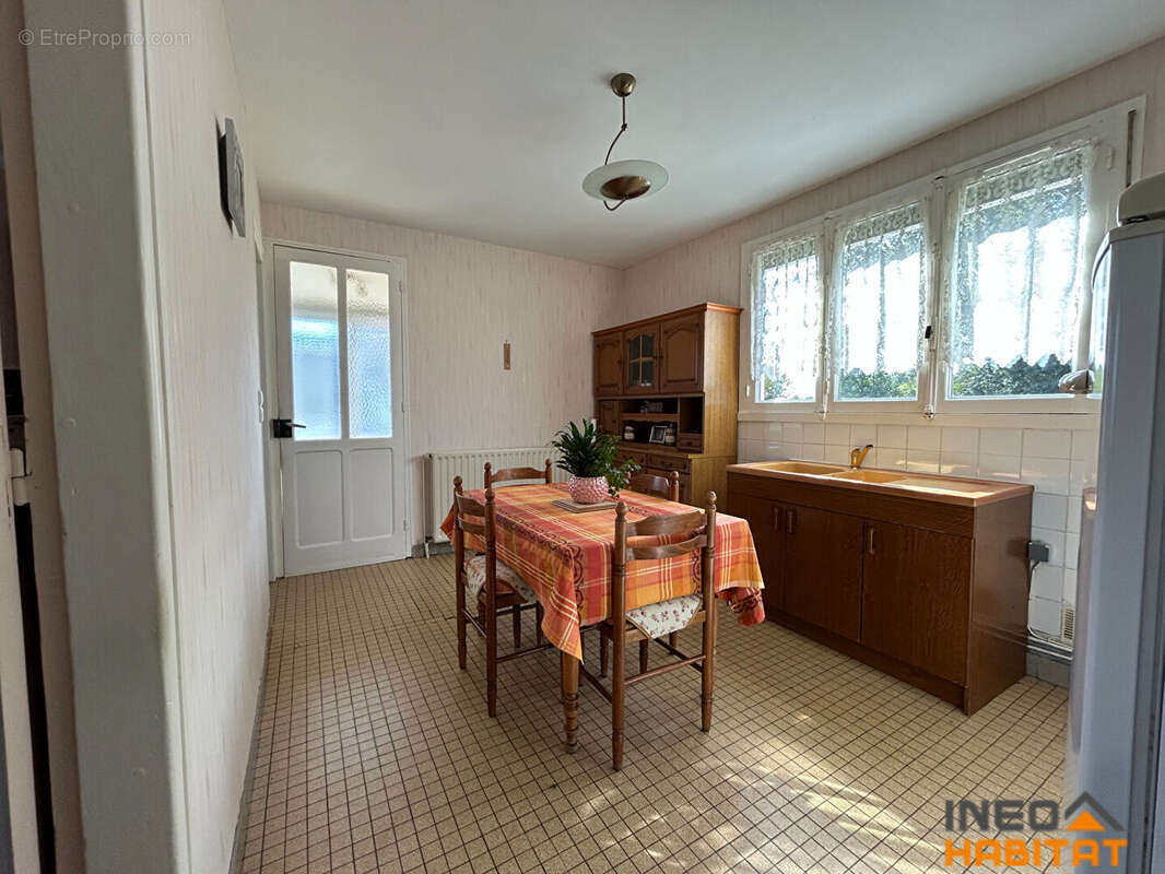 Maison à MONTAUBAN-DE-BRETAGNE