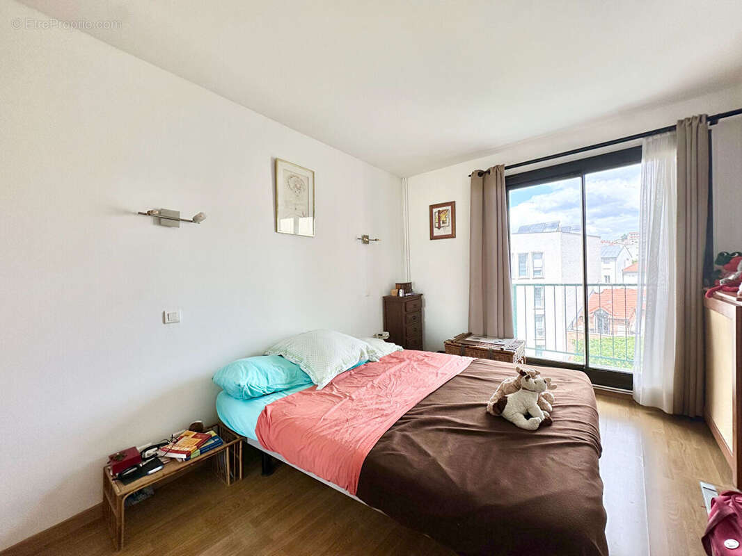 Appartement à FONTENAY-SOUS-BOIS