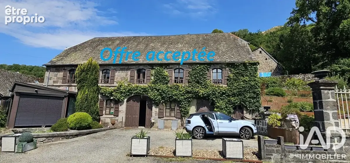 Photo 1 - Maison à SAINT-MARTIN-VALMEROUX