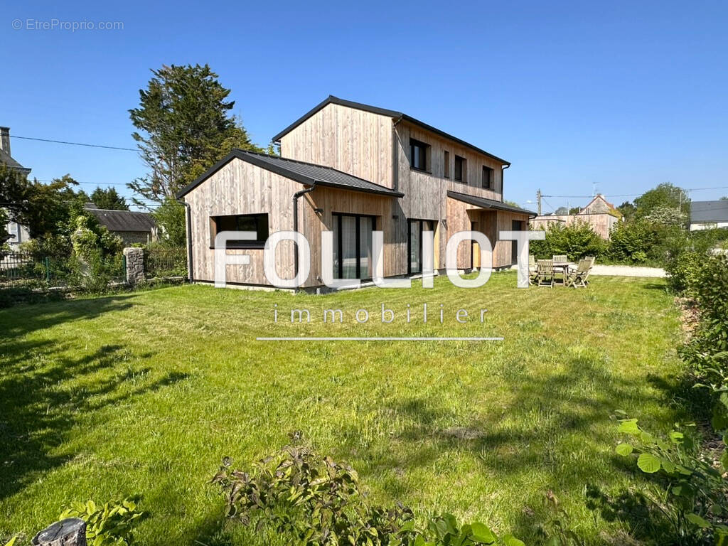 Maison à BLAINVILLE-SUR-MER