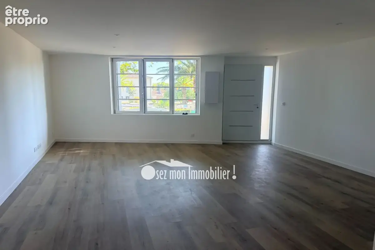 Maison 162 m² à Salleles-D'aude  - photo 2