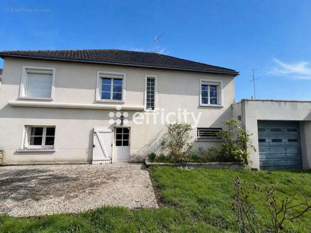 Maison à JOUE-LES-TOURS