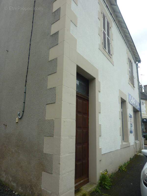 Maison à LA TRIMOUILLE