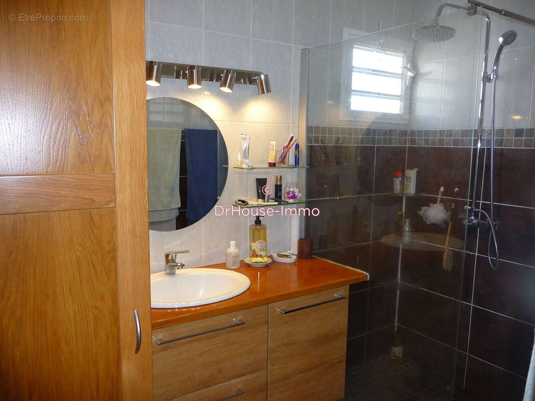 Appartement à PETITE-ILE