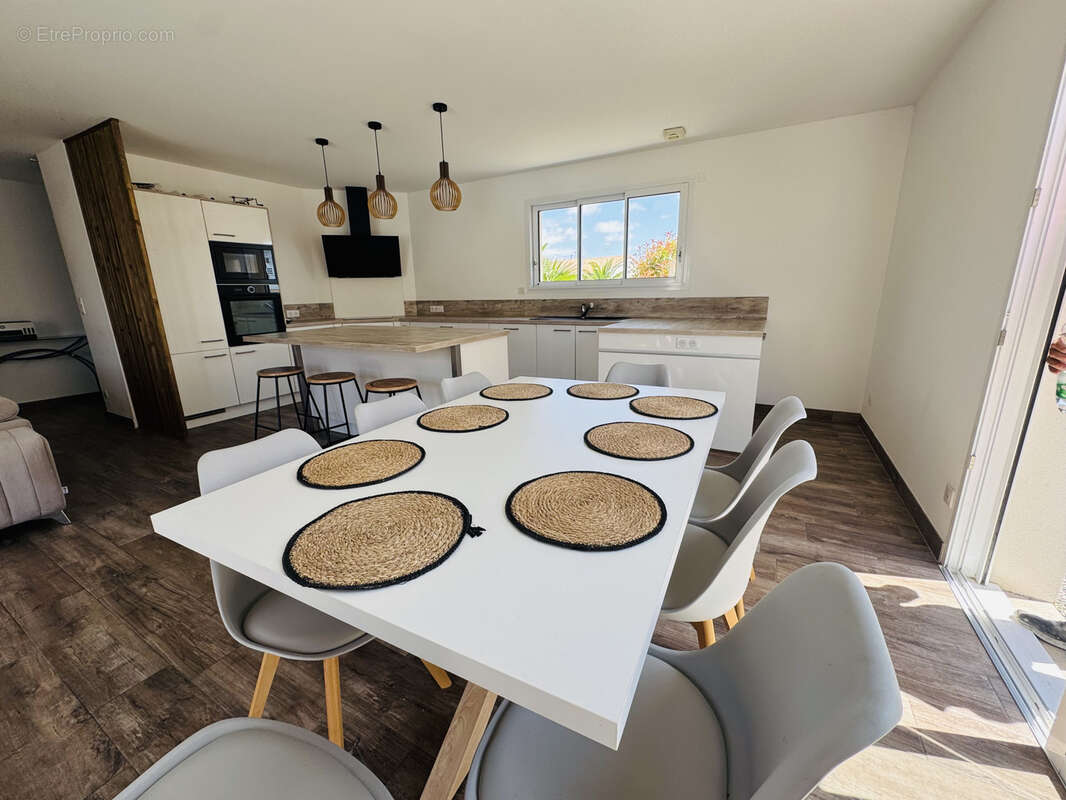 Maison à TALMONT-SAINT-HILAIRE