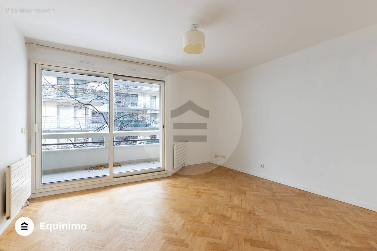 Appartement à LEVALLOIS-PERRET