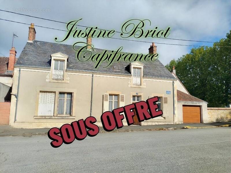 Maison à LA GUERCHE-SUR-L&#039;AUBOIS