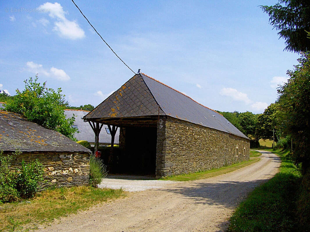 Maison à CAUREL
