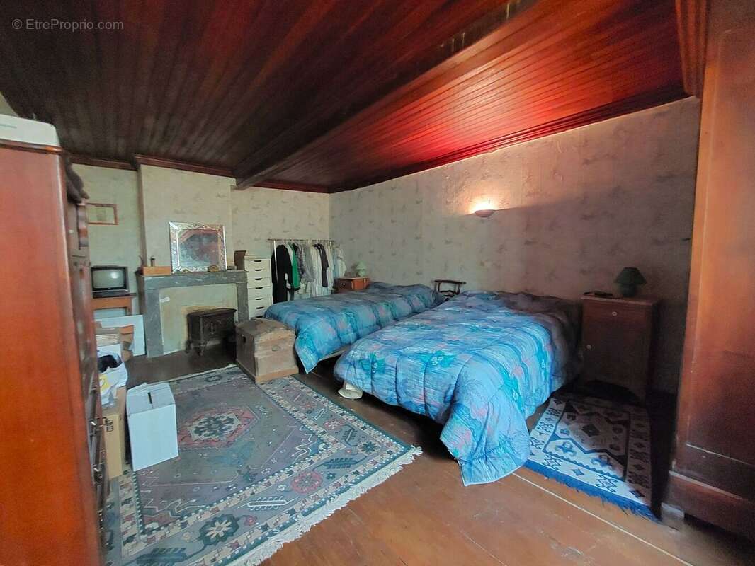 Maison en pierres à un petit prix secteur "proche aspet"... - photo 16
