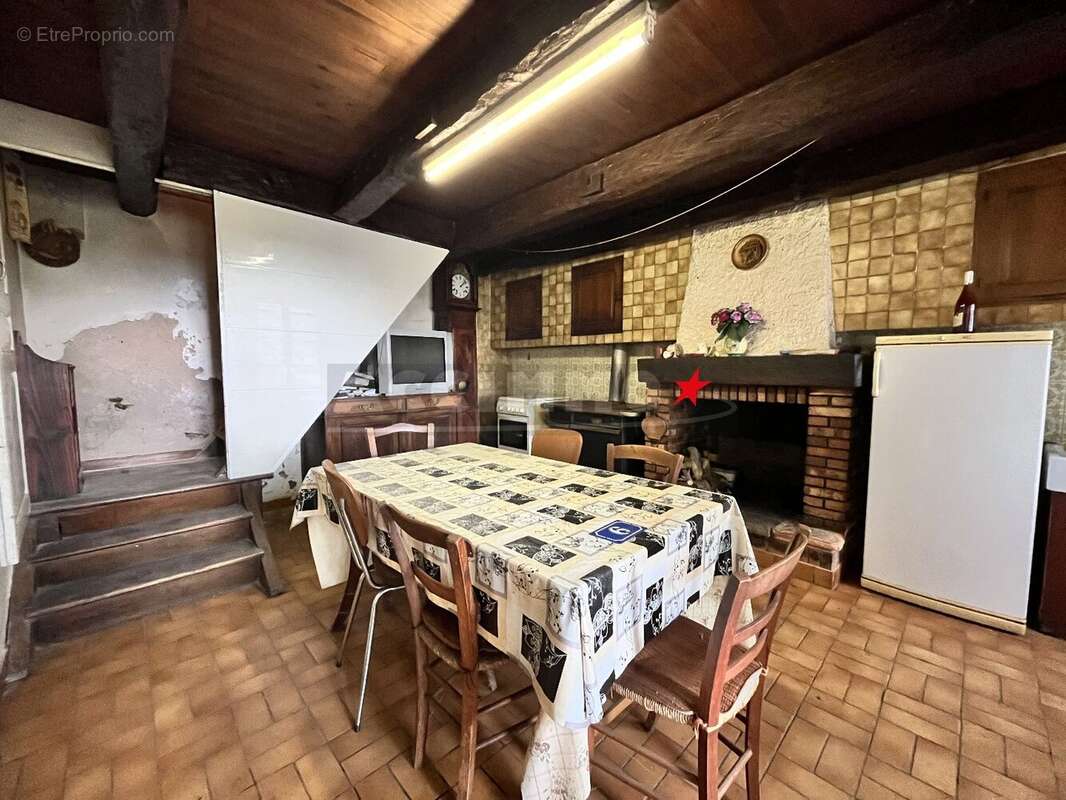 Maison à LE MASNAU-MASSUGUIES