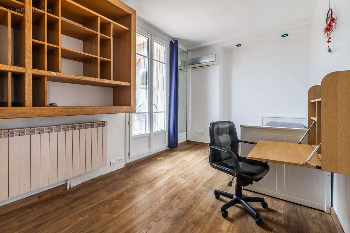 Appartement 70 m² à Nice  - photo 9