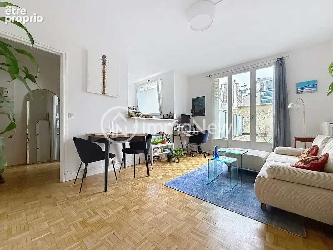Appartement à PARIS-15E